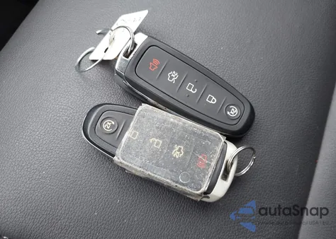 2018 Ford Escape Titanium from USA, damaged, VIN 1FMCU9J93JUB18374